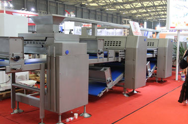 De opgeheven Automatische Machine van de Doughnutmaker 800 - 15000 Pcs/Hr met Hexagon Snijder leverancier