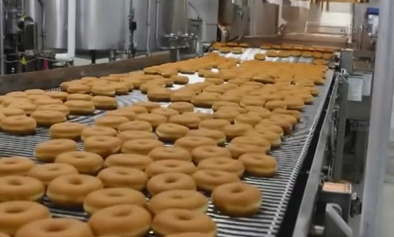 Hoge Prestaties Automatische Doughnut die Machine met Kant en klare Bakkerijoplossing maken leverancier