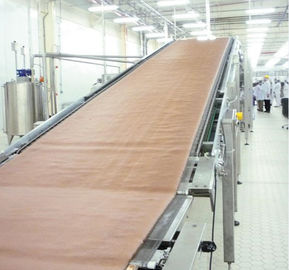China 2000 - 8000 Pcs/Hr-het Koninginnenbroodmachine van de Capaciteitschocolade met LGP-Tunneloven fabriek